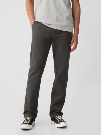 Pantalones caqui rectos modernos