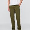 Pantalones caqui rectos modernos Pantalones caqui rectos modernos