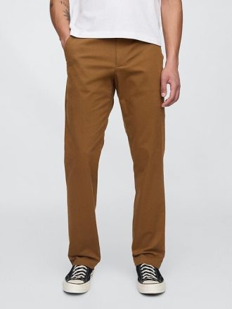 Pantalones caqui rectos modernos