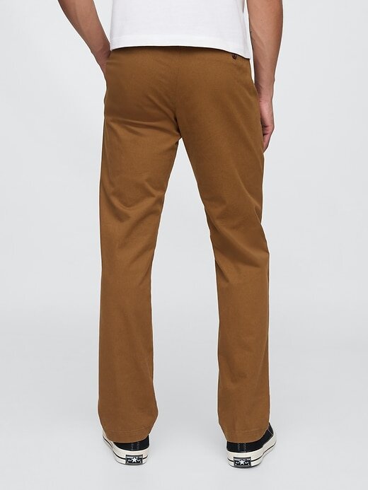 Pantalones caqui rectos modernos Pantalones caqui rectos modernos