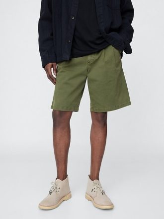 Pantalones cortos caqui plisados