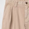 Pantalones cortos caqui plisados Pantalones cortos caqui plisados