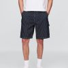 Pantalones cortos de carpintero holgados de mezclilla a rayas de los años 90 Pantalones cortos de carpintero holgados de mezclilla a rayas de los años 90