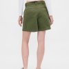 Pantalones cortos plisados de sarga de tiro medio de 6″ Pantalones cortos plisados de sarga de tiro medio de 6″