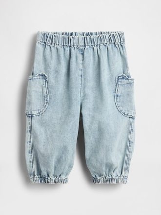 Pantalones deportivos de mezclilla con bolsillo de osito de bebé