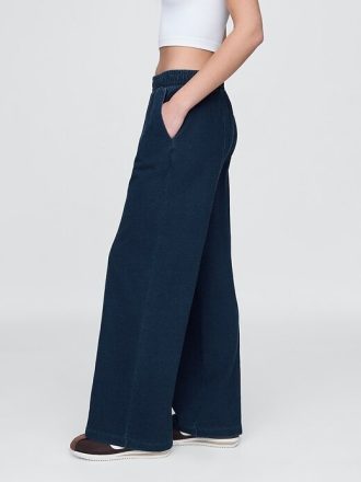 Pantalones deportivos de pierna ancha con costuras