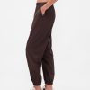 Pantalones deportivos de tiro alto con cremallera y dobladillo GapFit Tech Pantalones deportivos de tiro alto con cremallera y dobladillo GapFit Tech