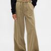 Pantalones holgados de tiro medio y fáciles de poner
