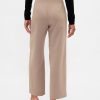 Pantalones tobilleros rectos de sarga y tiro alto Pantalones tobilleros rectos de sarga y tiro alto