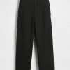 Pantalones tobilleros rectos de sarga y tiro alto Pantalones tobilleros rectos de sarga y tiro alto