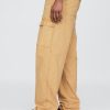 Pantalones utilitarios holgados