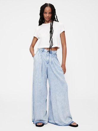 Pantalones vaqueros drapeados de tiro alto de GapStudio