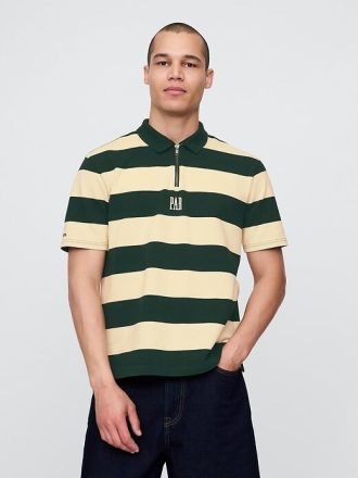 Polo a rayas con el logotipo de Gap × Malbon