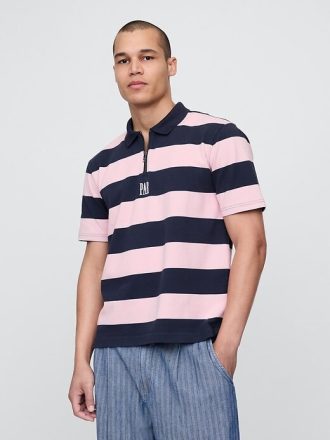 Polo a rayas con el logotipo de Gap × Malbon