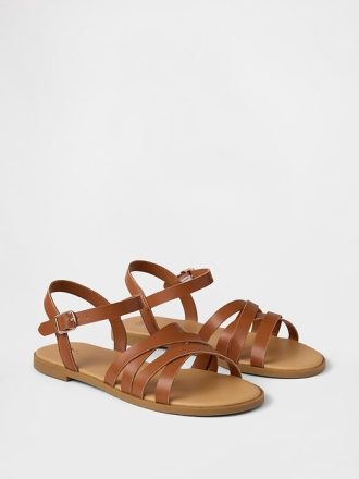 Sandalias con tiras para niños