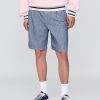 Shorts holgados plisados  de 9.5″ de Gap × Malbon