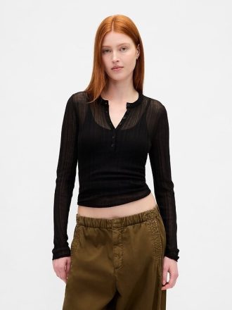 Suéter Henley de canalé transparente