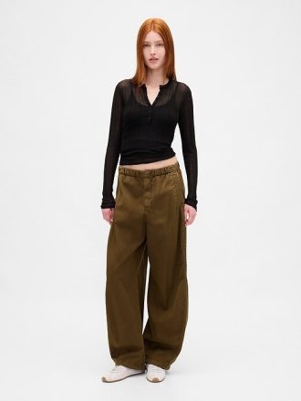 Suéter Henley de canalé transparente
