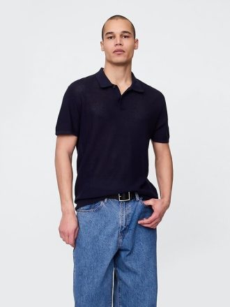 Suéter polo de crochet texturizado
