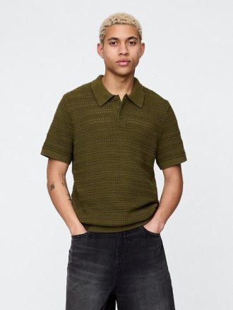 Suéter tipo polo