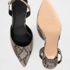 Tacones de gatito con tira trasera Tacones de gatito con tira trasera