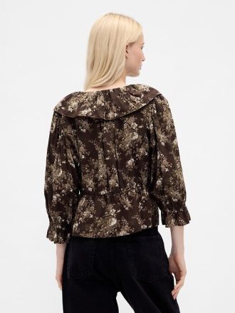 Top con cuello en V y volantes