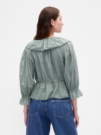 Top con cuello en V y volantes