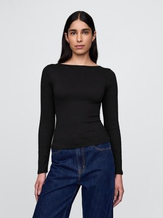 Top de cuello barco con espalda abierta