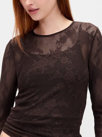 Top de encaje transparente