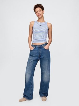 Top halter con logo moderno de canalé