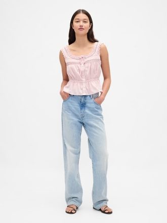 Top peplum con ribete de encaje