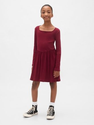 Vestido de cuello cuadrado para niños