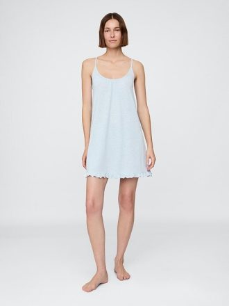 Vestido de pijama con volantes