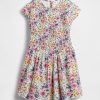 Vestido floral fruncido para niños