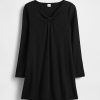 Vestido infantil con lazo y canalé Vestido infantil con lazo y canalé