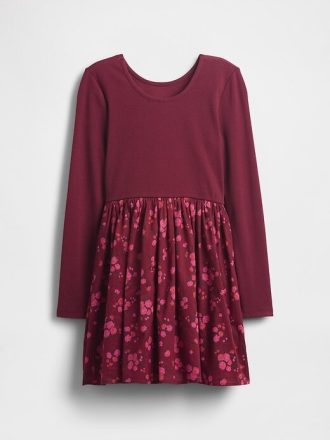 Vestido infantil de técnica mixta