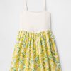 Vestido infantil de técnica mixta Vestido infantil de técnica mixta