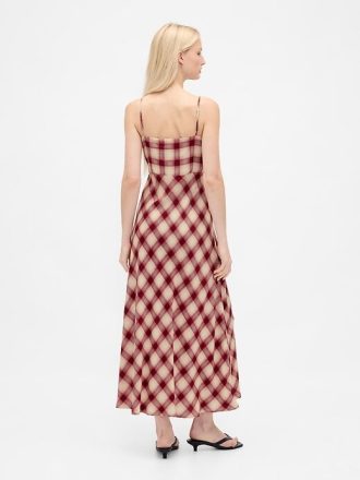 Vestido largo de tirantes con botones al frente